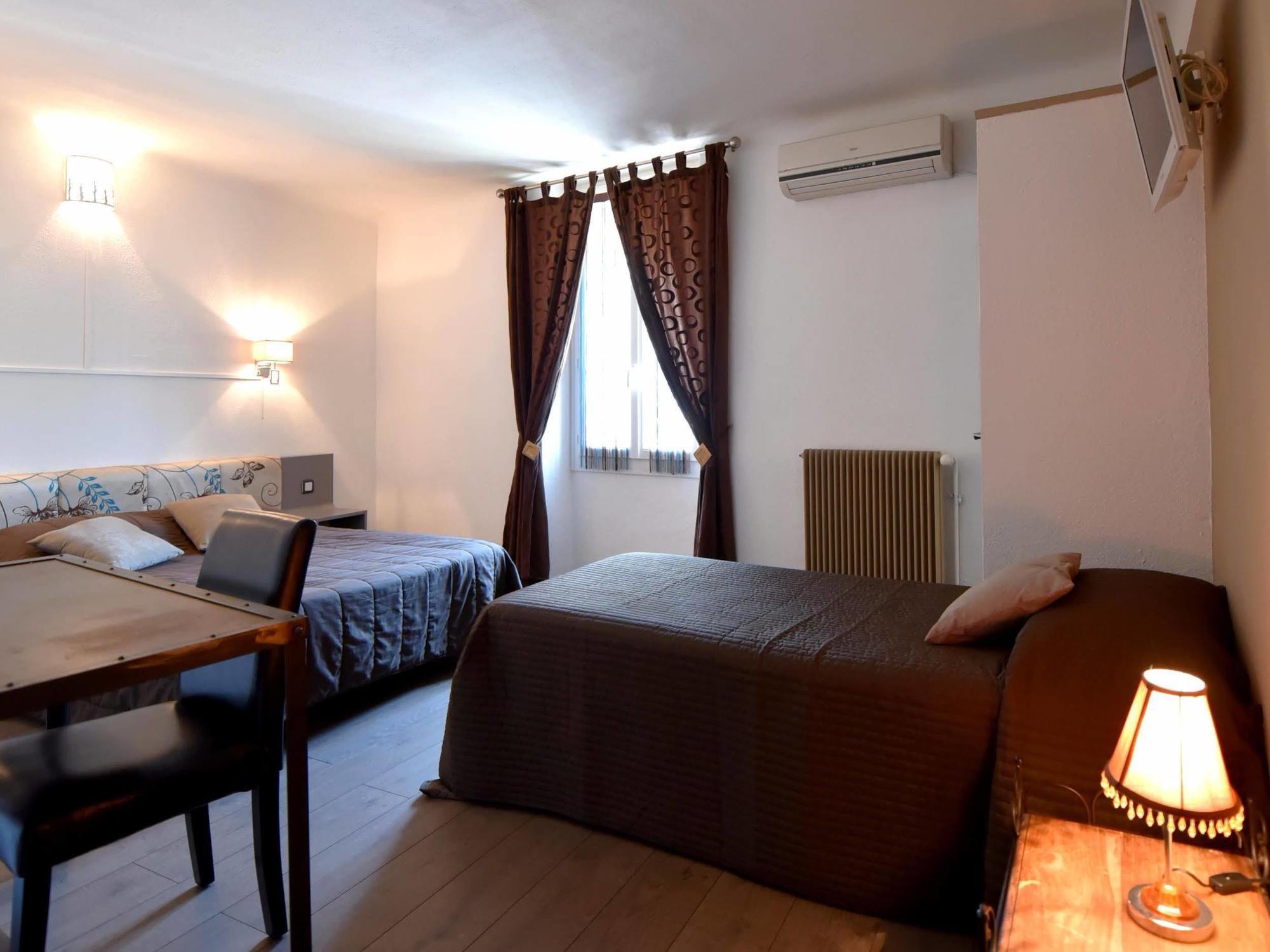 Hotel La Bastide D'Entraigues Kültér fotó
